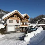 Enzian Apartamento