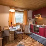 Enzian Apartamento *