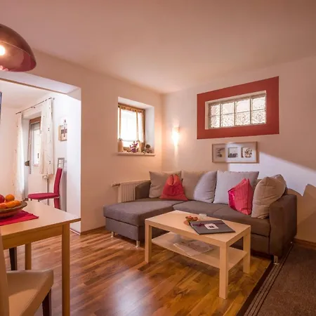 恩斯安公寓 公寓