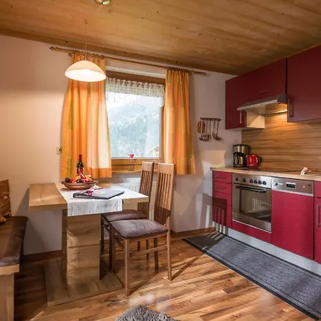 Enzian Apartamento *